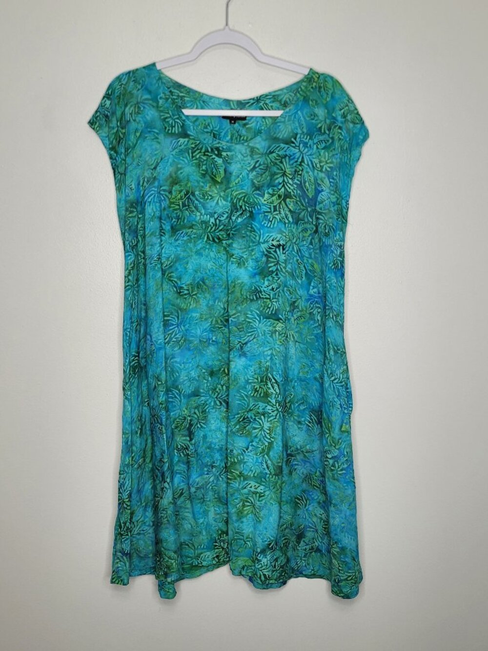 Hand Kreation Batik Tye-Dyed Short Sleeve knee length midi vacation dress M